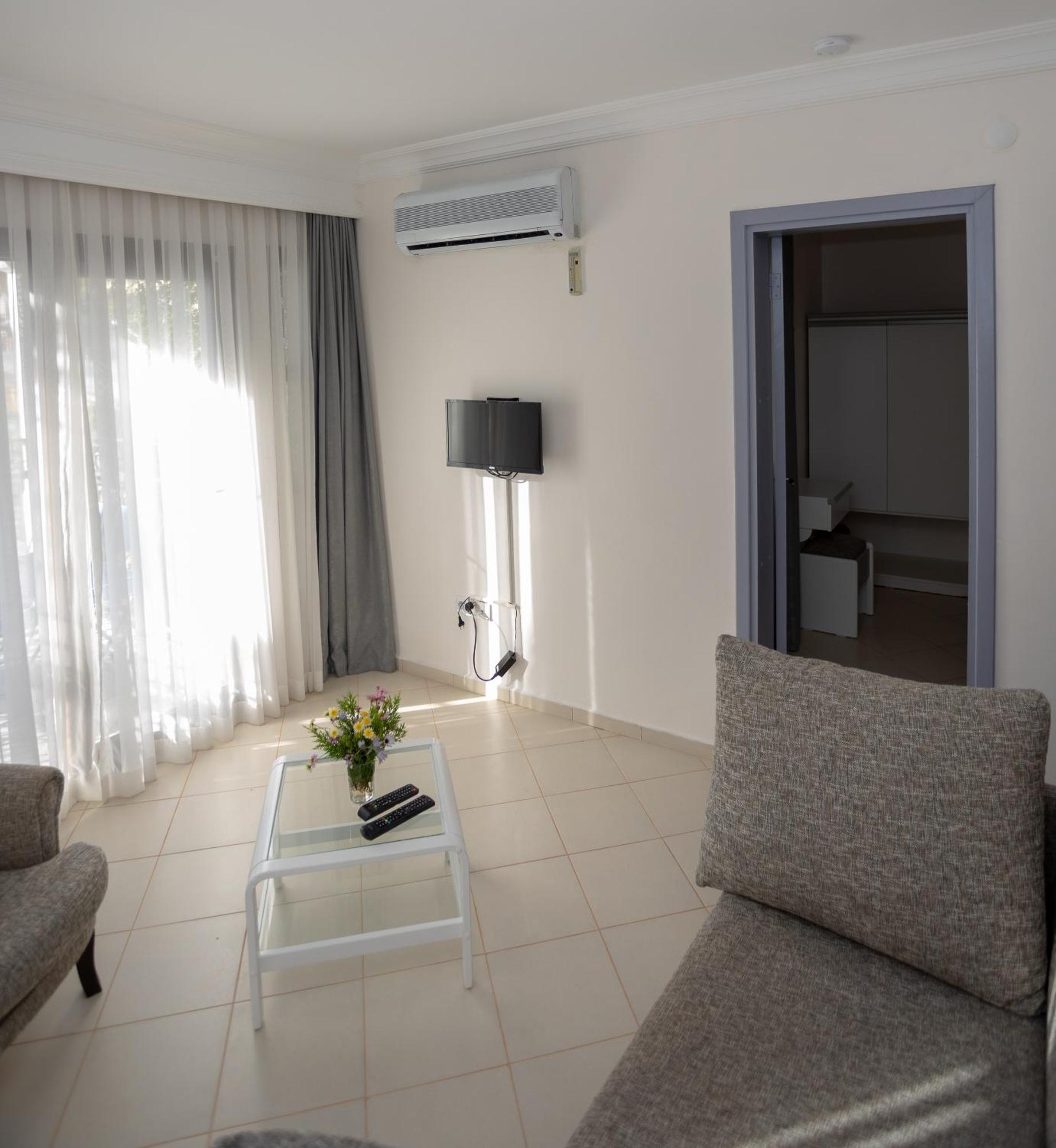 Mitos Apartments Marmaris Esterno foto