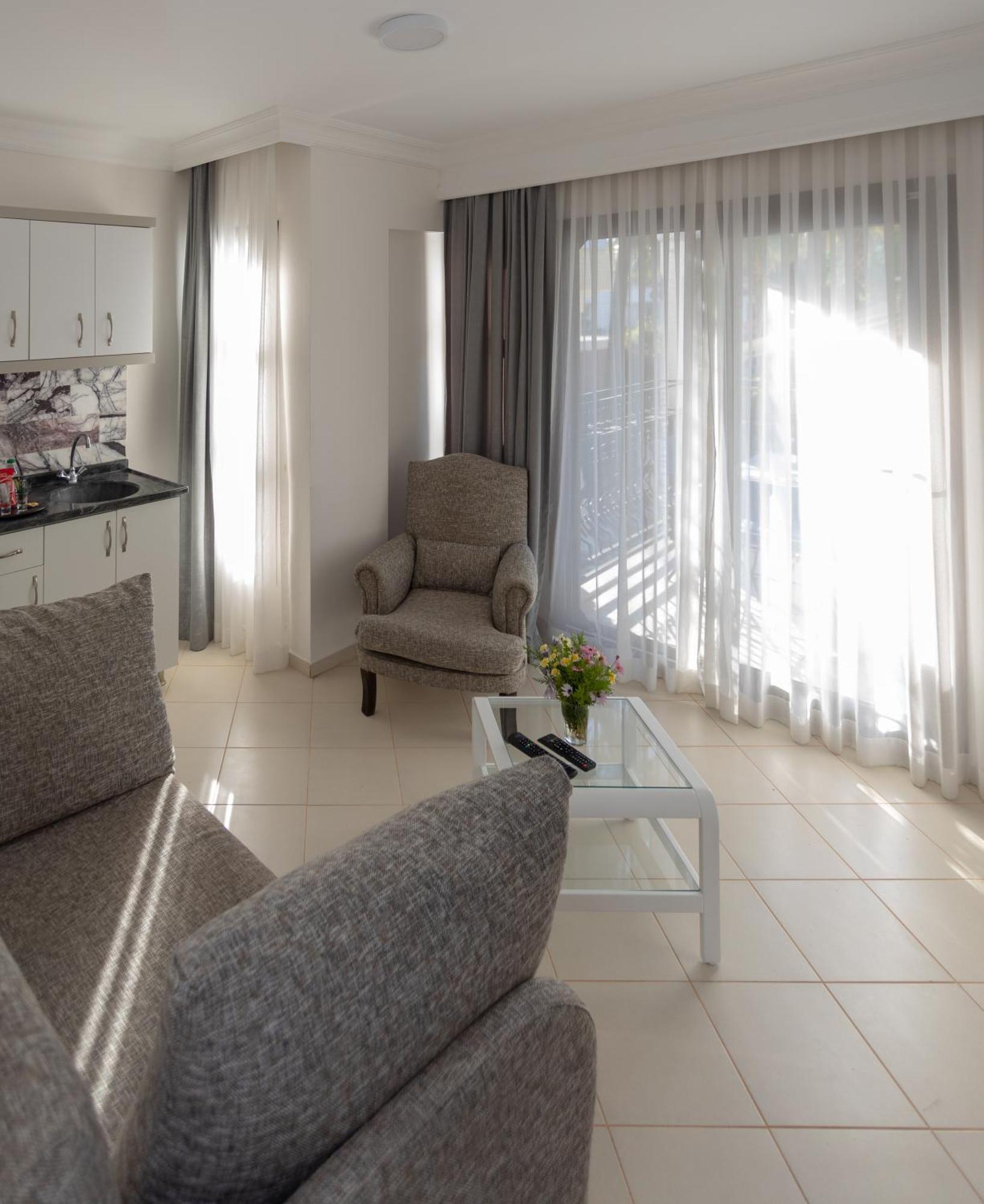 Mitos Apartments Marmaris Esterno foto